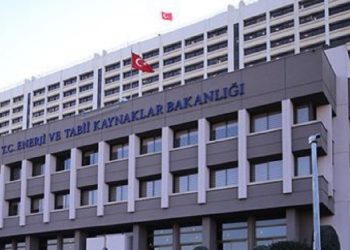 Elektrik zirvesinde elektrik kesintisi