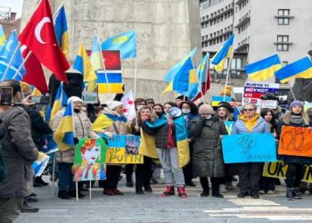 Ankara’da yaşayan Ukraynalılardan ‘Rusya’ protestosu