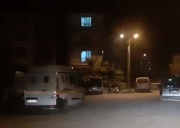 Eşinin aldattığını ileri sürerek katletti
