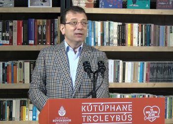 İmamoğlu, ‘Kütüphane Troleybüs’ün açılışını yaptı