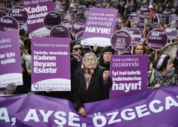 ‘Türkiye, OECD ülkeleri arasında kadına karşı şiddetin en yayın olduğu ülke’