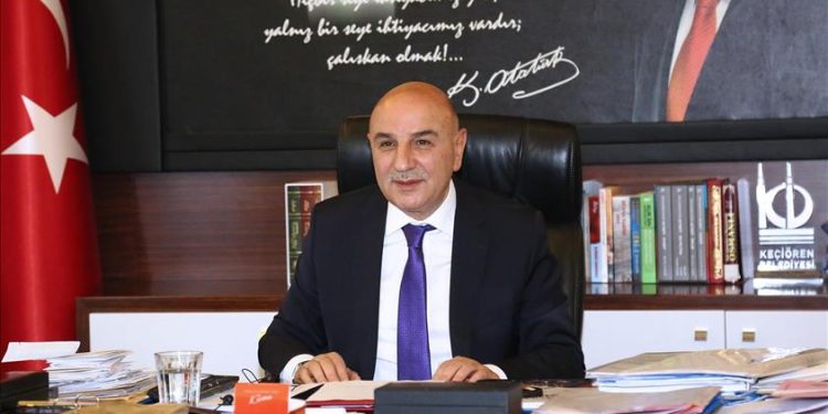 AKP’li belediye başkanının kızlarına RTÜK’te özel kadro
