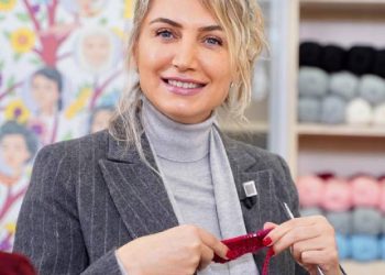 Dilek İmamoğlu, ilmekleri çocuklar için attı